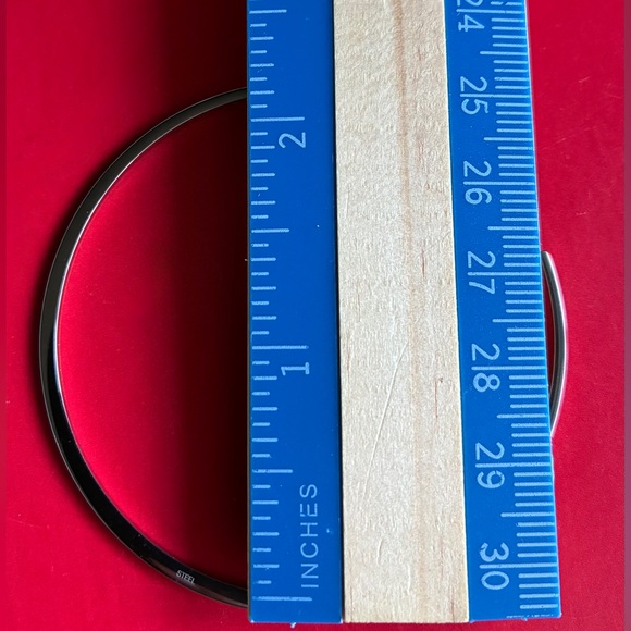 MICHAEL KORS Bracelet and Earrings Set. - Picture 6 of 16